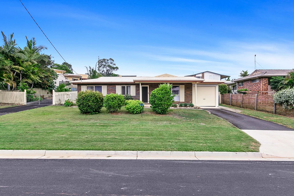 3 Andersen Avenue, Urraween, QLD 4655