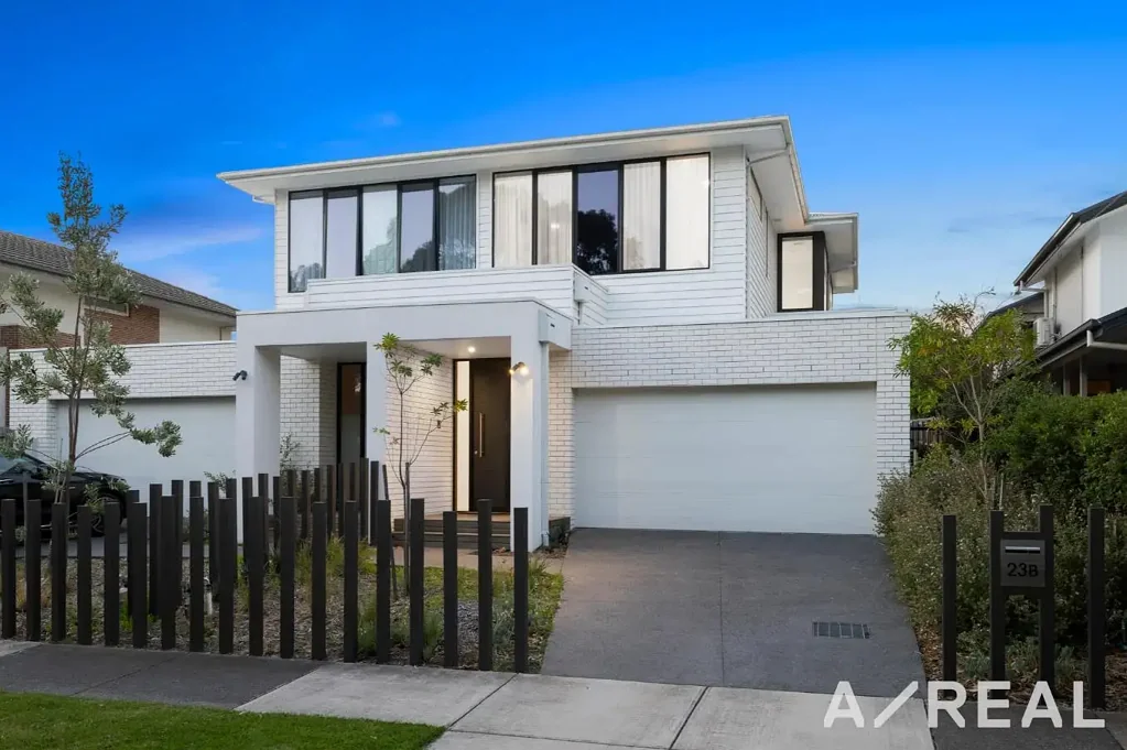 Luxury Living with Leafy Park Views