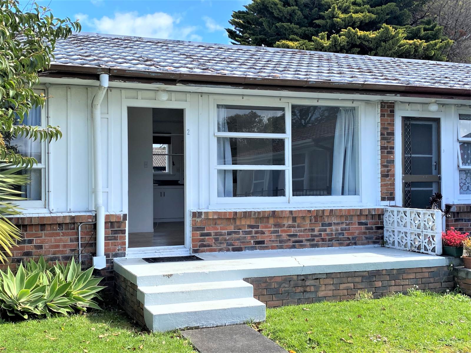 2/39 Shakespeare Road, Milford, Auckland - North Shore, 2房, 1浴