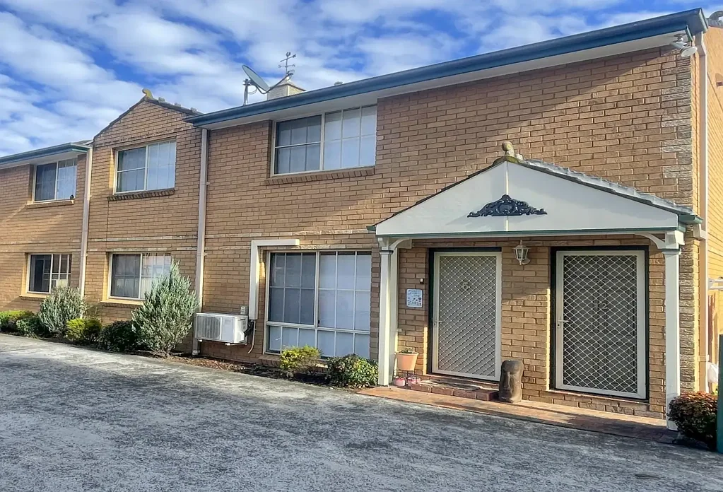 Unit 6/4 Margaret St, Picton, NSW 2571
