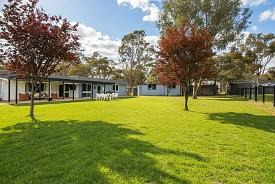 Euroa 4chambre Family Home on Acreage Minutes from Euroa