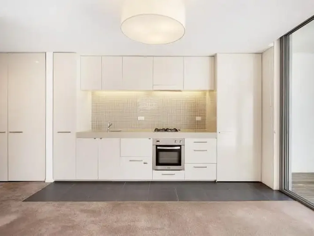 ULTRA MODERN TWO BEDROOM WITH SECURE PARKING!