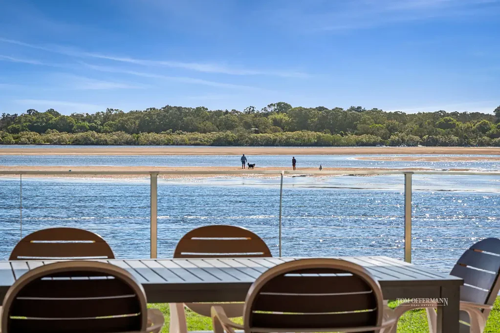 Noosa Heads 2 Bedroom Ground-Floor Riverside Bliss - Lifestyle Without Limits