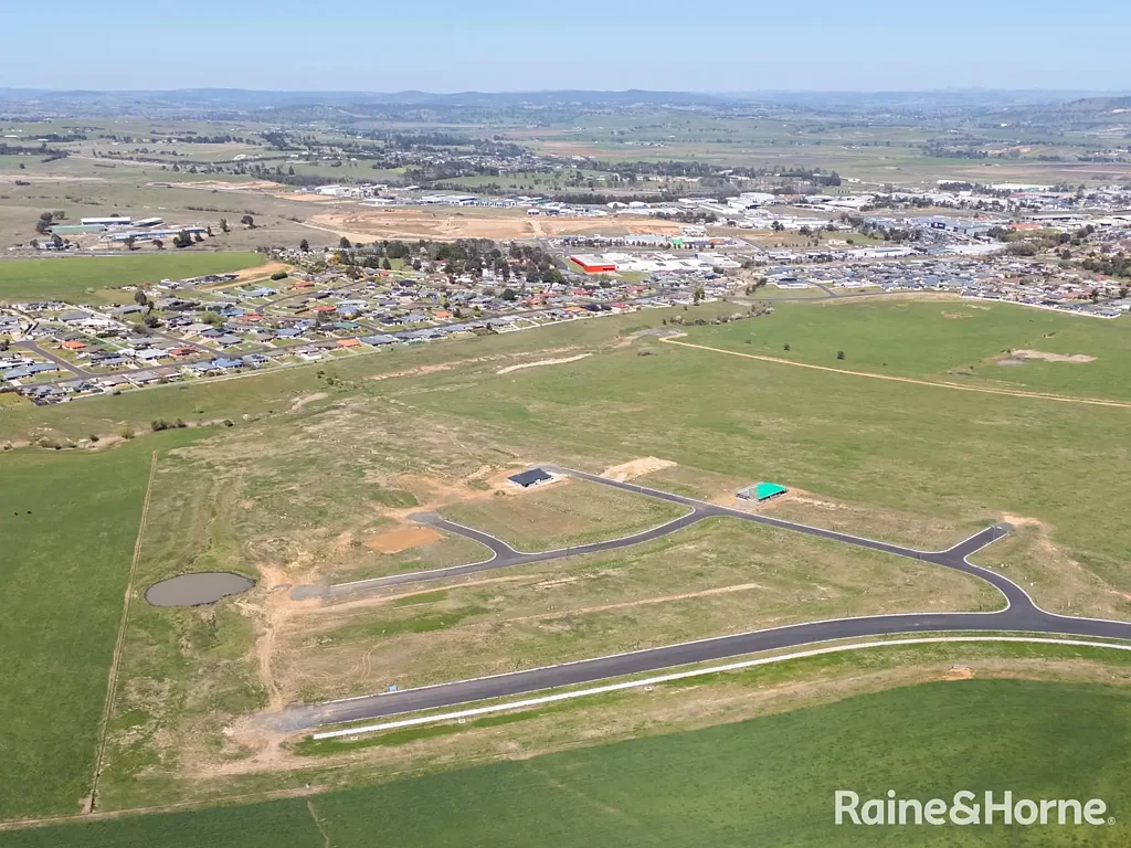 Kelso  PICTURESQUE PARCELS IN PRETTY HEIGHTS ESTATE