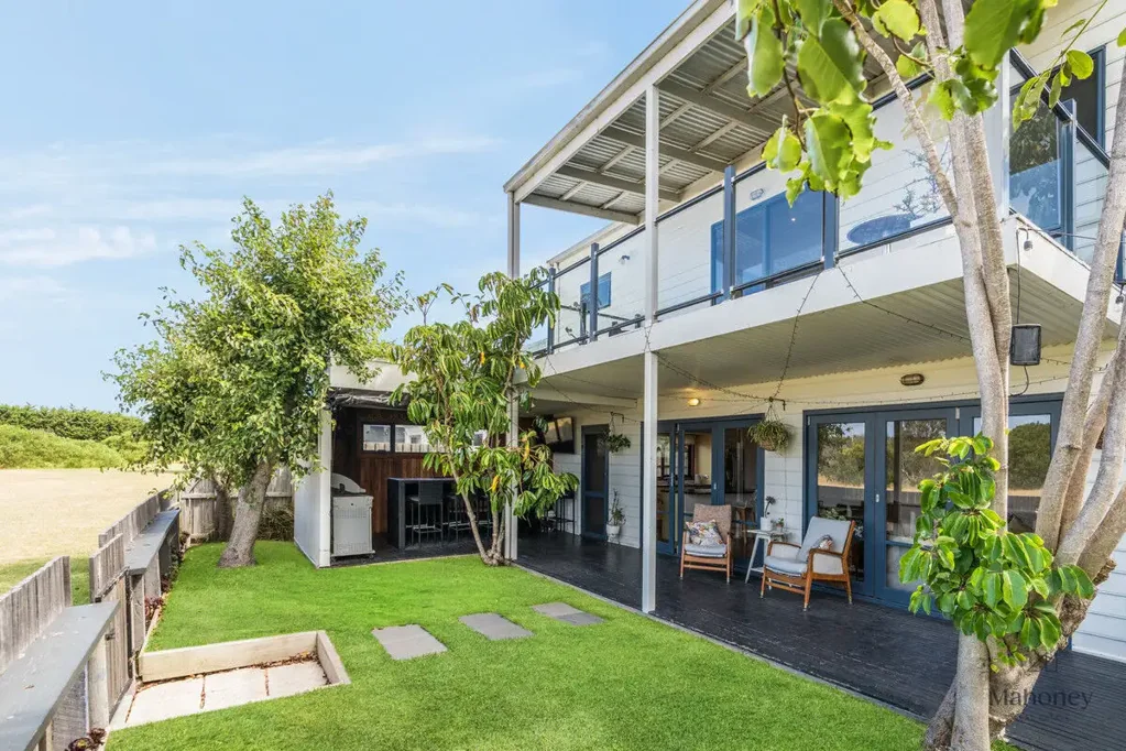 Ocean Grove 4chambre Coastal Retreat in Serene Surrounds