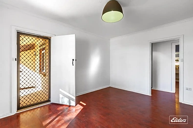15 Laught Street, Whyalla Stuart, SA 5608, 3 slaapkamers, 1 badkamers, Apartment