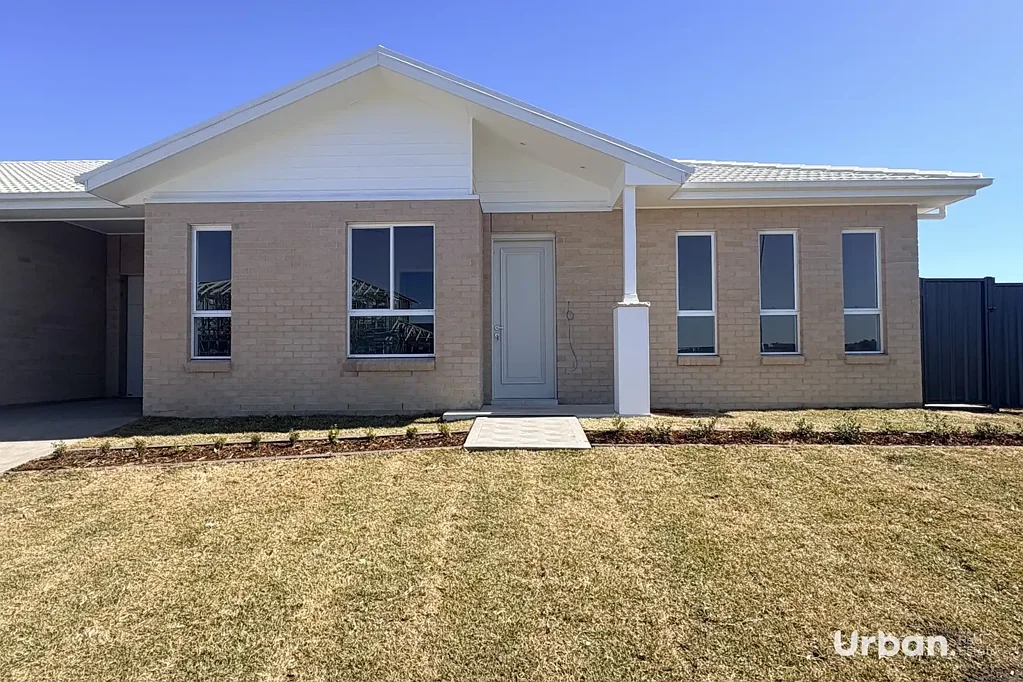 Brand New Four-Bedroom Home in Lochinvar