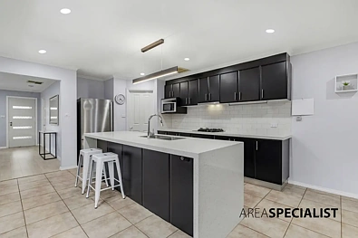 13 Tuscan Court, Lyndhurst, VIC 3975, 4 Bedrooms, 2 Bathrooms, House