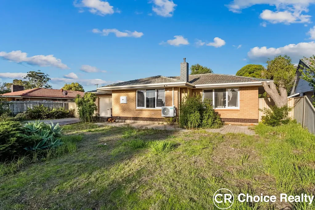 Charming 2x1 Home with Huge Backyard!