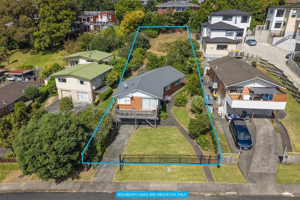 17 Sovereign Place, Glenfield, North Shore City, Auckland