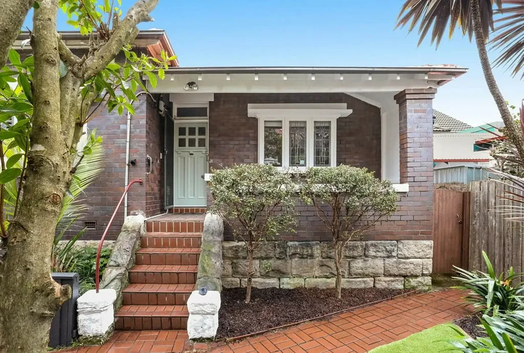 Classic Elegance Meets Modern Comfort in a Peaceful Randwick Cul-de-Sac