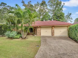 33 Clarendon Cct, Forest Lake