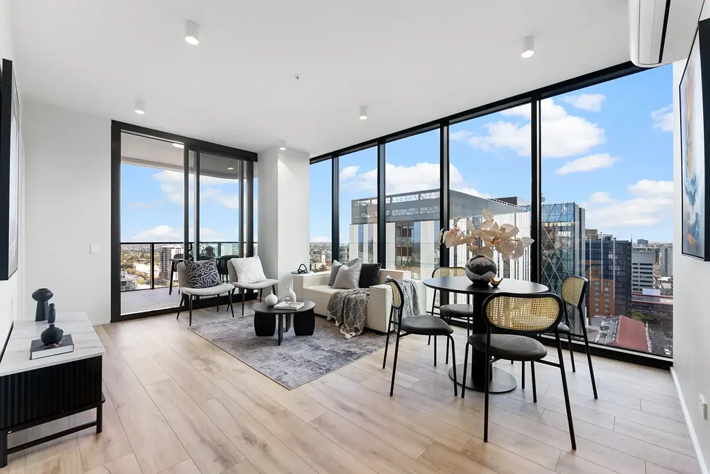Adelaide 2房  Sophisticated City Living with Breathtaking Skyline Views