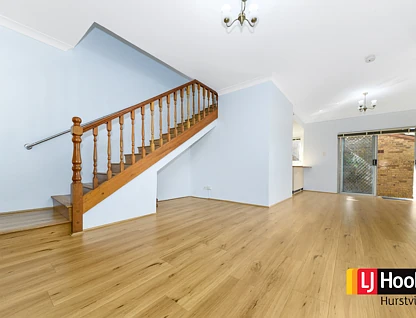 1/37 Nielsen Avenue, Carlton, NSW 2218, 3 chambres, 2 salles de bain, Townhouse