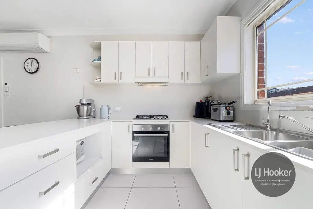 Guildford 4 Bedroom Single-Level Brick Home Walk to Station and Shops
