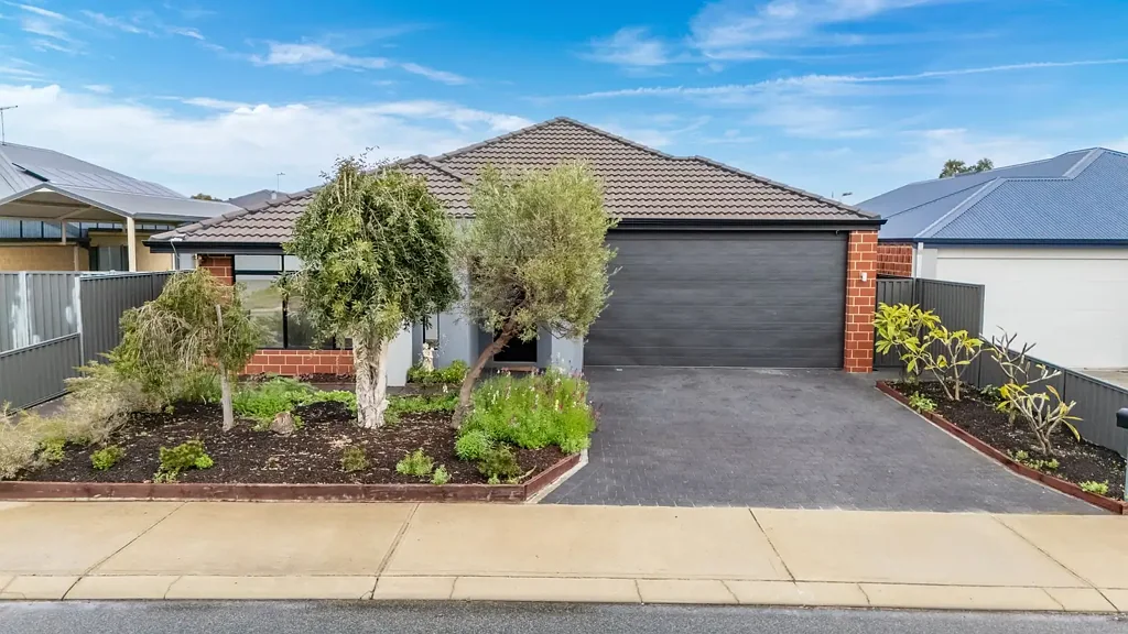 Ravenswood 4 Bedroom Modern Family Living with Space, Style & Convenience