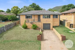 2 Carmichael Avenue, Tamworth