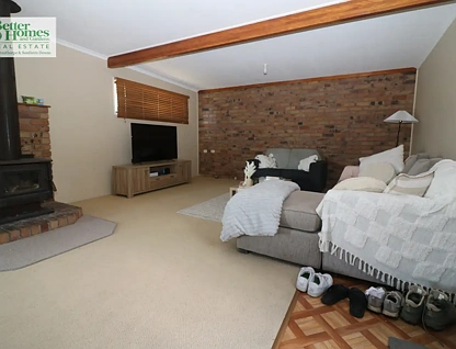 90 Greenup Street, Stanthorpe, QLD 4380, 3 habitaciones, 1 baños, House