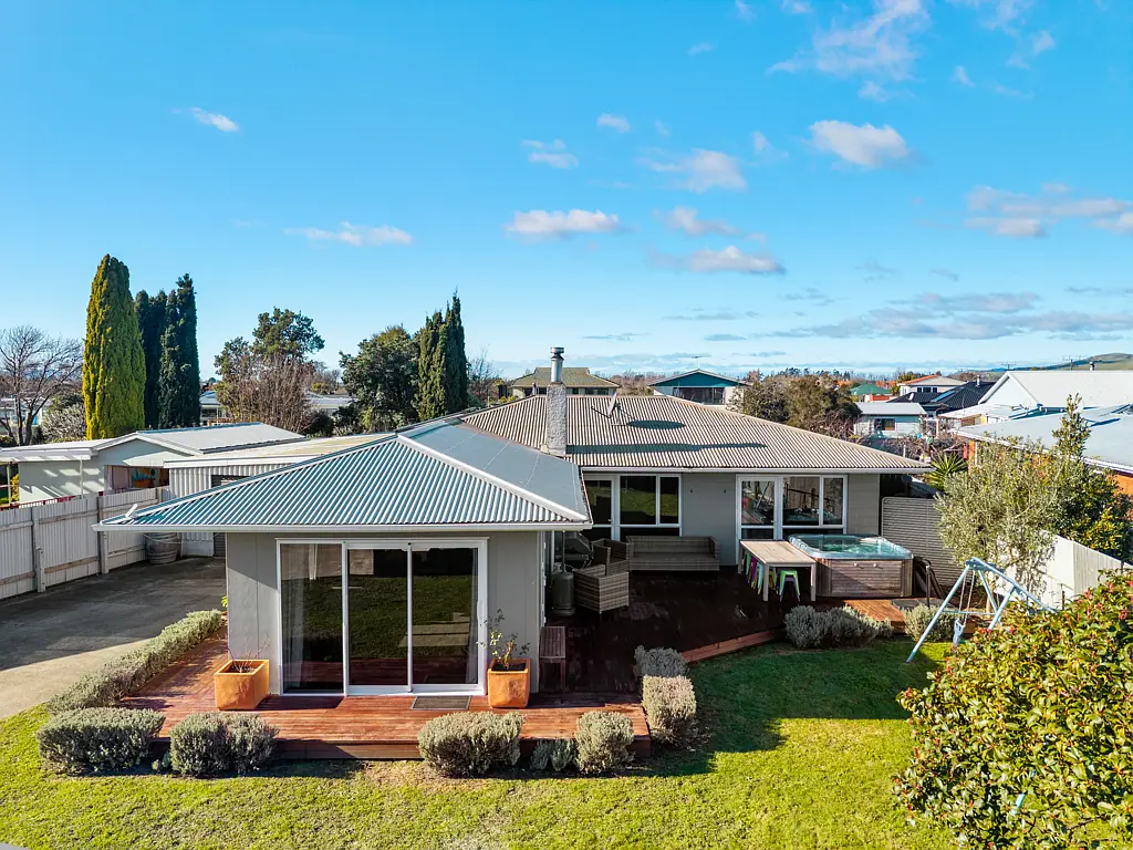 Blenheim Central 3Kwarto Extra Garaging, Double Glazing - Priced to Sell!