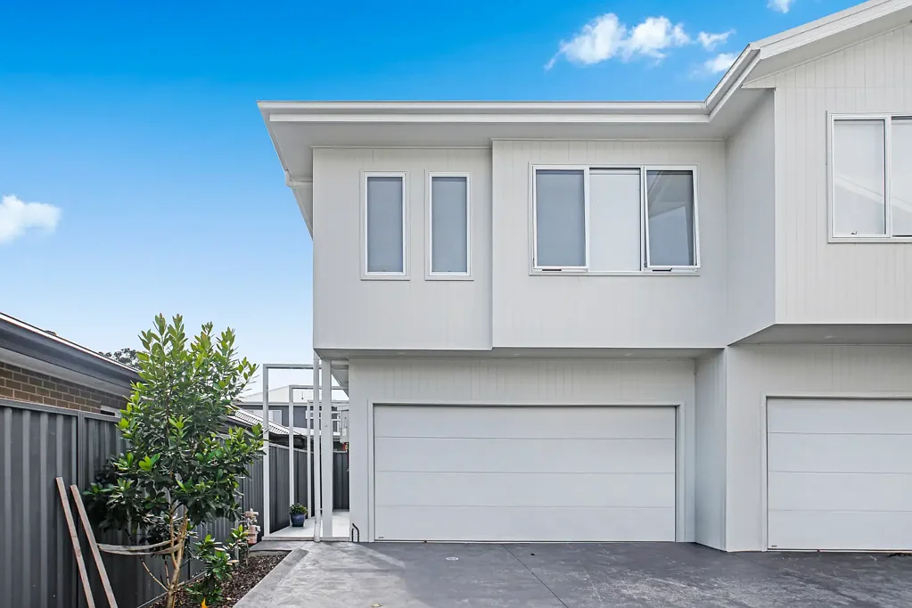 2/23 Raleigh Street, Albion Park, NSW 2527