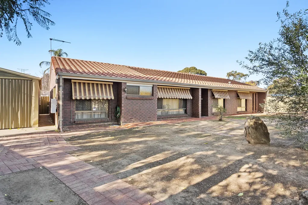 2 Tyler Court, Parafield Gardens, SA 5107