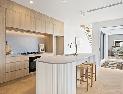 131A Mount Keira Road, West Wollongong, Wollongong - Greater Region, 4 غرف, 2 حمامات, Apartment