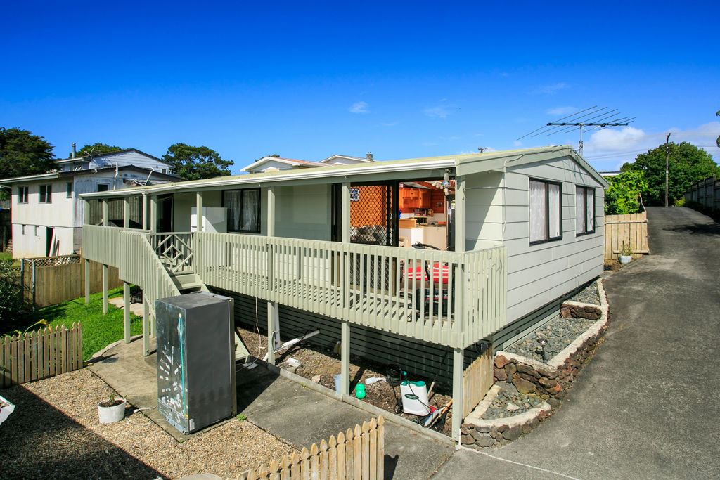 2/7 Glendhu Road, Bayview, Auckland - North Shore, 2 침실, 1 욕실