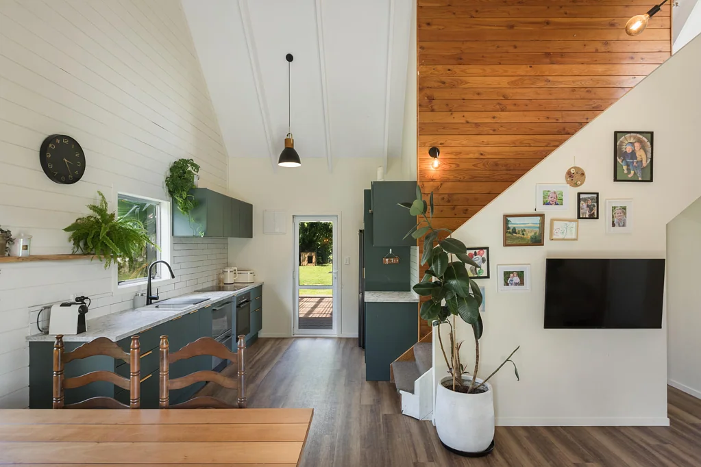 Waikino 3房  Modern Living and Natural Beauty