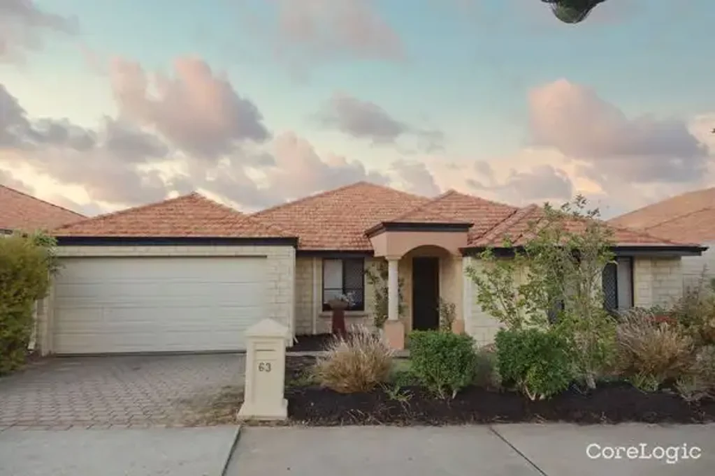 Grand & Spacious 4-bedroom, 2-bathroom home