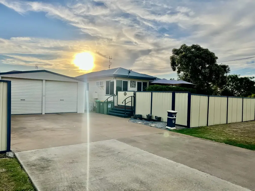1 Aruma Drive, Oakey, QLD 4401