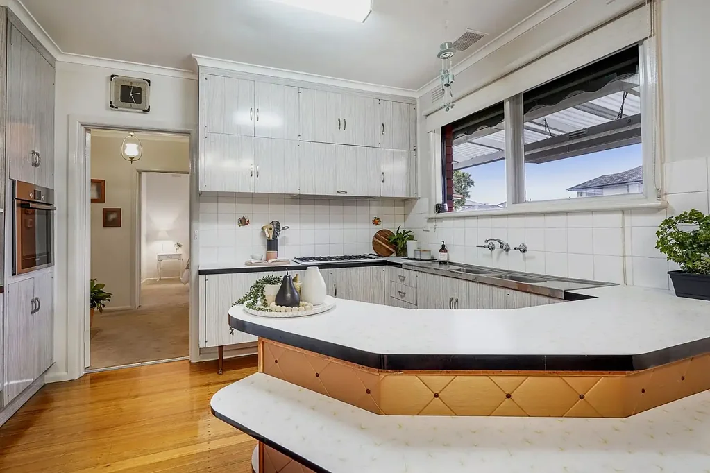 Family Home in the Coveted MWSC School Zone
