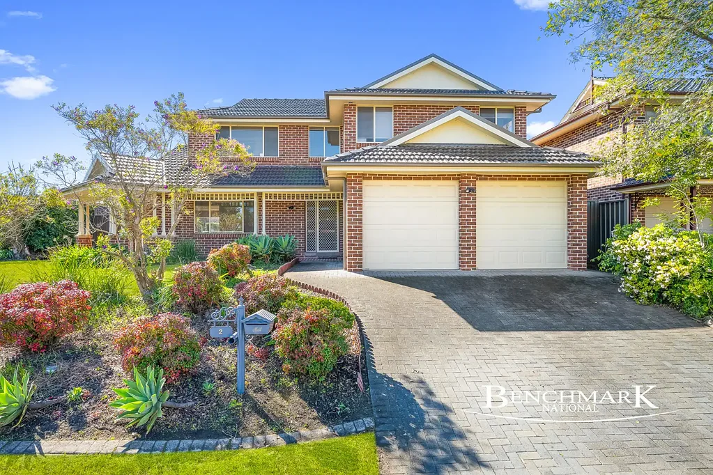 Wattle Grove 5 Bedroom Spacious Family Living in the Heart of Wattle Grove