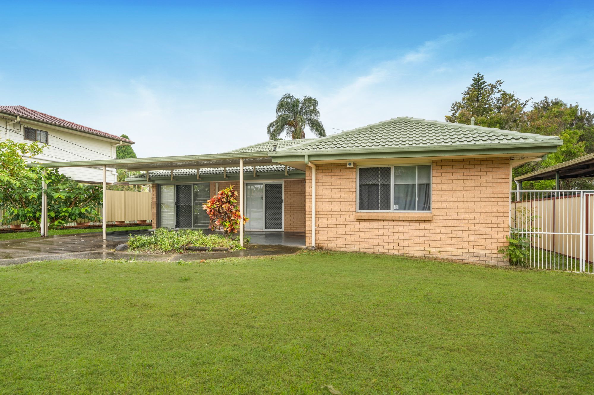 10 Binganah Street, Slacks Creek, QLD 4127, 4房, 2浴, 独立屋