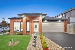 10 Chevrolet Road, Cranbourne East