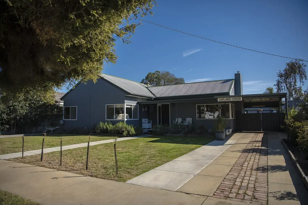 Kyabram 4房  Family Comfort with Big Potential!