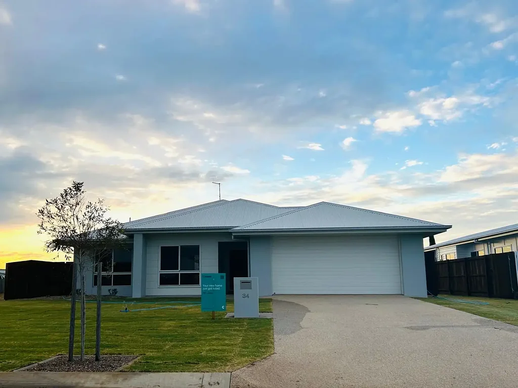 Brand-New 4-Bedroom Family Home in Ashfield