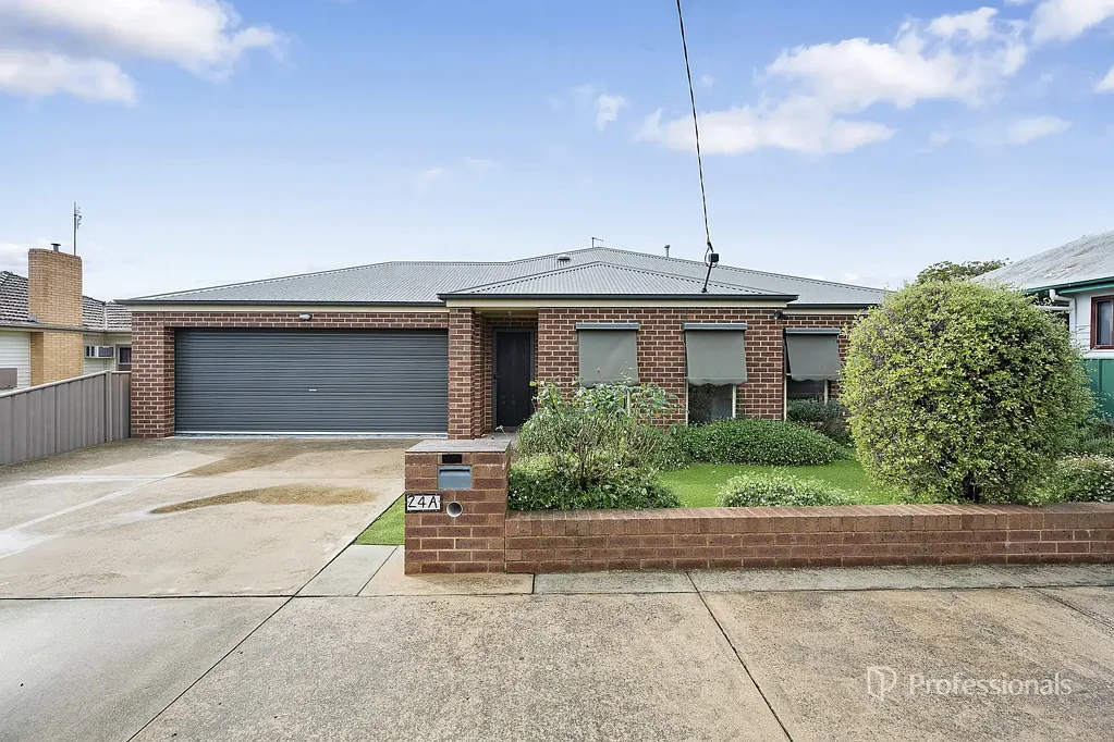 Maryborough 3कमरा The Best of Town Living – Premium Position, Full Home Scale Without the Yard Work