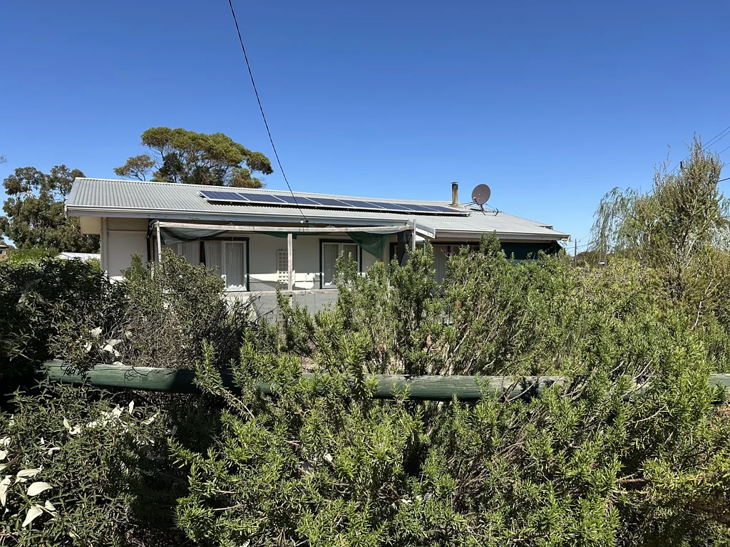 Katanning 3Kwarto A FANTASTIC STARTER HOME