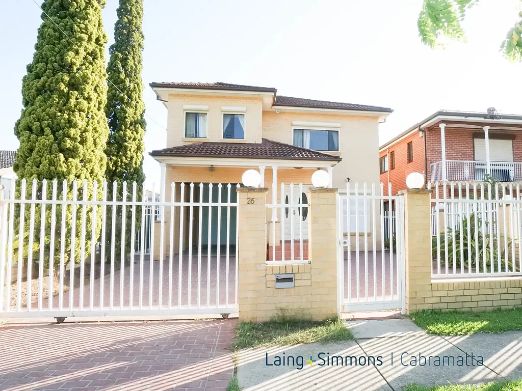 EXCELLENT CONDITION DOUBLE STOREY HOME