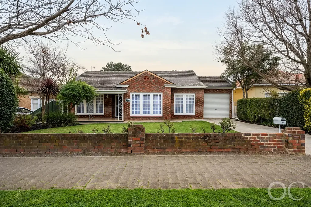 Cumberland Park 4房  Open the Door to a Clinker-Brick Colonial Beauty with a Sun-Seeking Extension