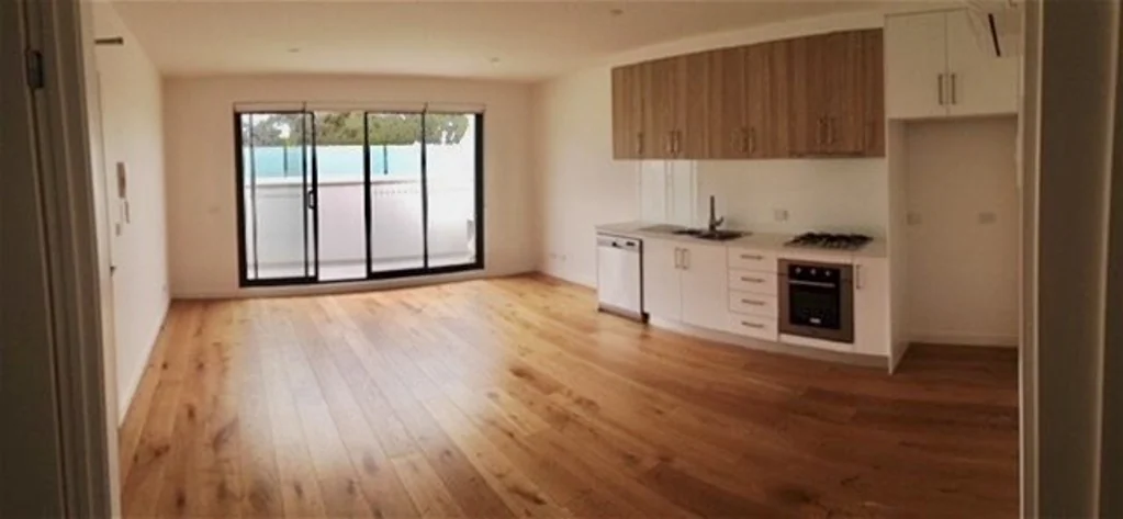 AA Executive Style Living in the Heart of Heidelberg Private 12 Apartment Complex
