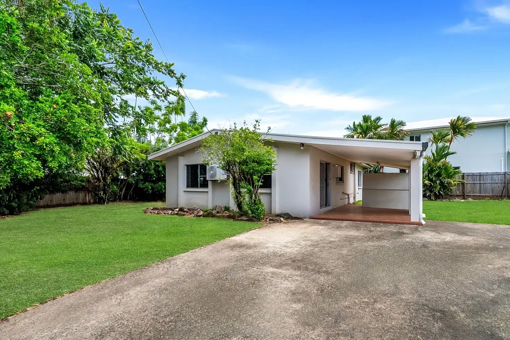 1 Jaye Street, Edge Hill, QLD 4870