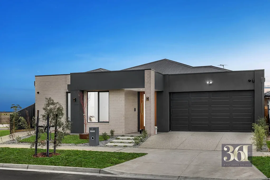 Werribee 4침실 Brand New Custom-Built Luxury Residence with Premium Upgrades, Advanced Security & Exceptional Family Living !! (FHOG Available)