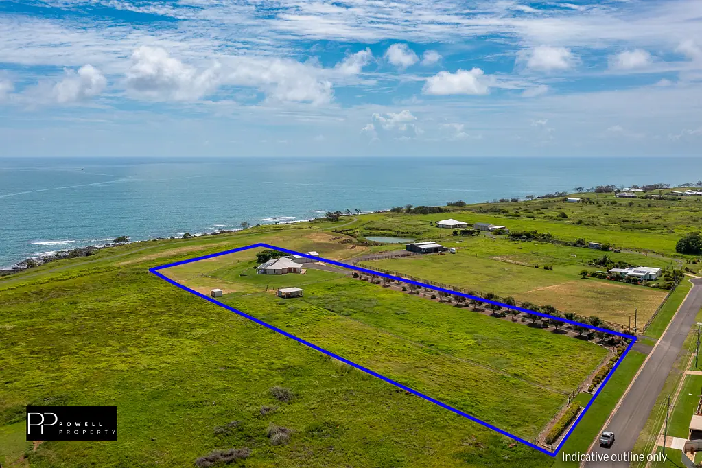 Burnett Heads 4ਬੈੱਡਰੂਮ Expansive Ocean Front Acreage with an 80 Metre Frontage and Untapped Potential