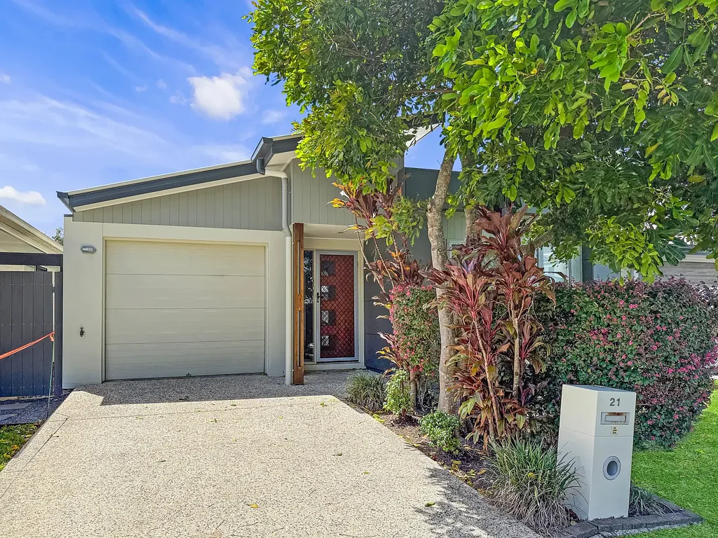 21 Hideaway Street, Birtinya, QLD 4575