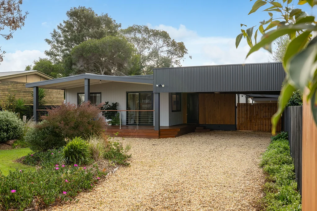326 Settlement Road, Cowes, VIC 3922