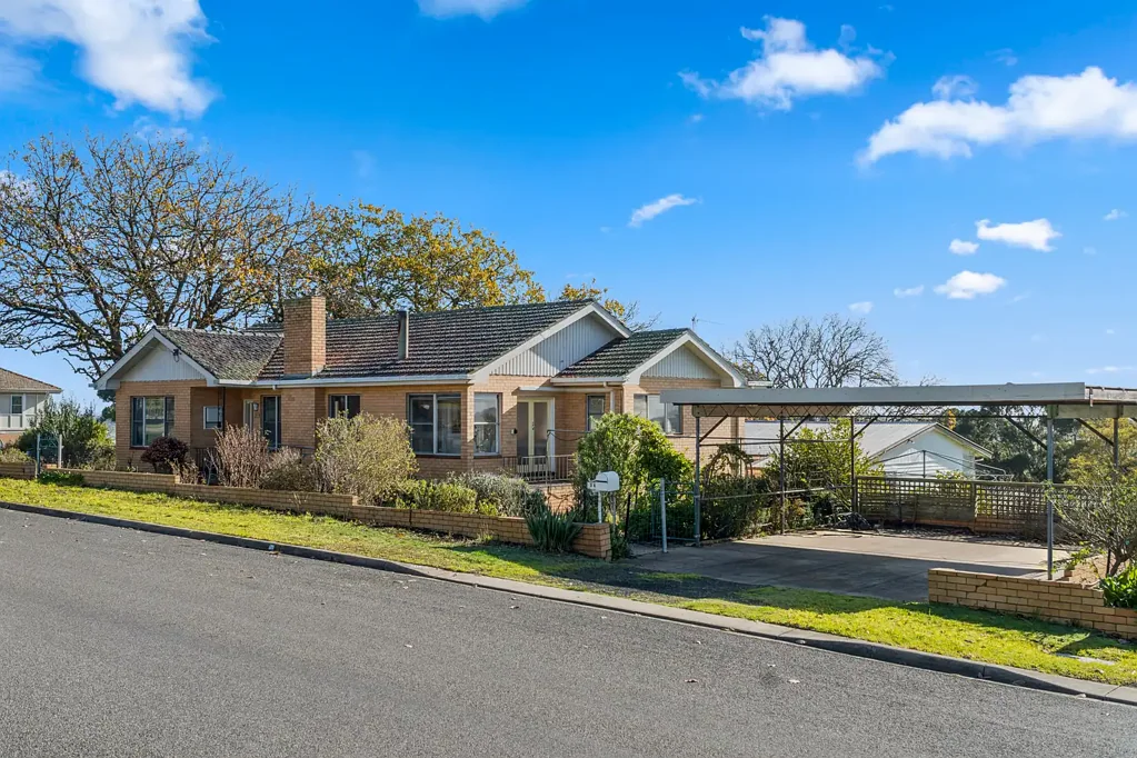 38 Bolivar Street, Terang, VIC 3264