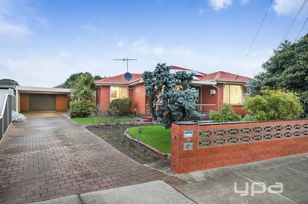 16 Vaucluse Avenue, Gladstone Park, VIC 3043