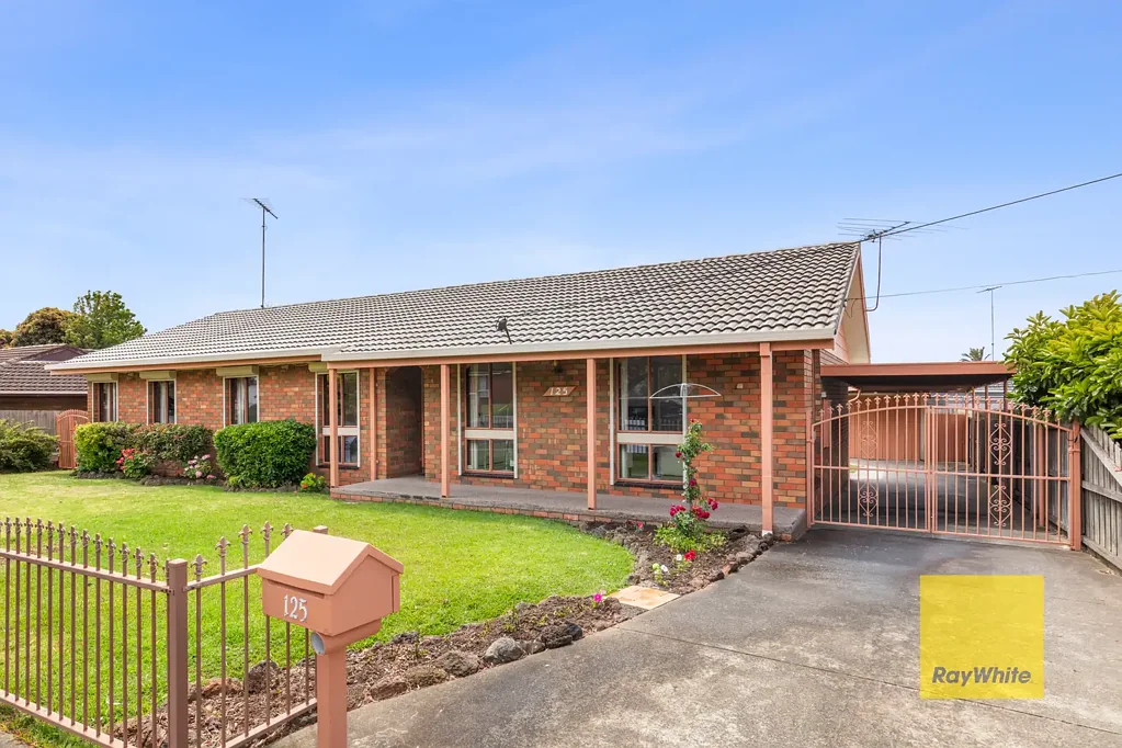 125 South Valley Road, Highton, VIC 3216