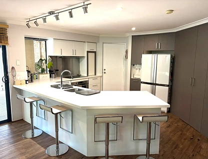 1A Heaton Road, Yokine, WA 6060, 4 Kuwarto, 2 Banyo, House